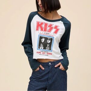 DAYDREAMER Kiss Tiger Stadium Long Sleeve Raglan Tee Top Size M Medium NWT